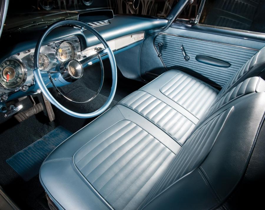 Интерьер Chrysler Windsor Hardtop Сoupe (L 512) 1959 года  (фото 12 из 19)
